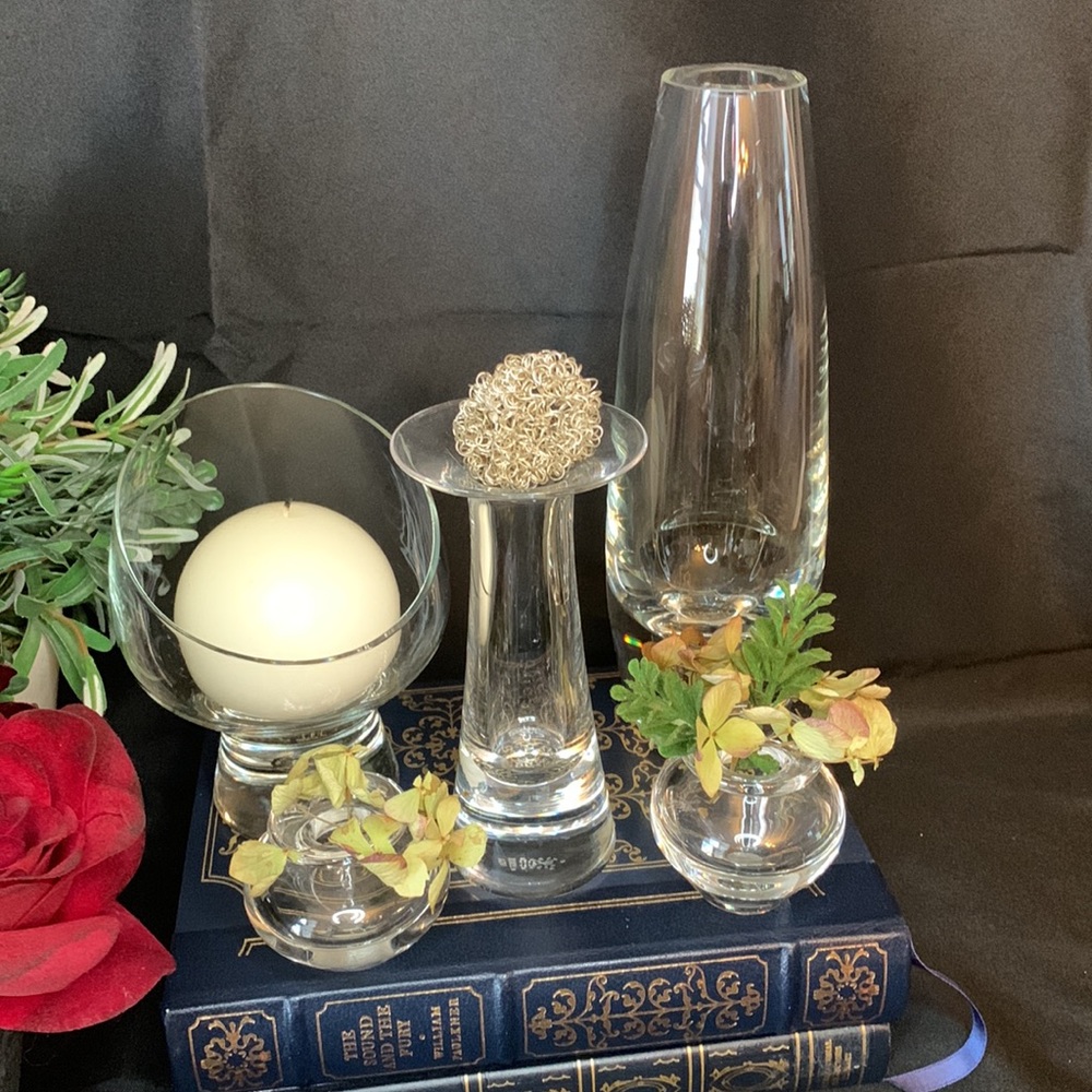 Beautiful set of 5 clear crystal and glass vases and candle holder